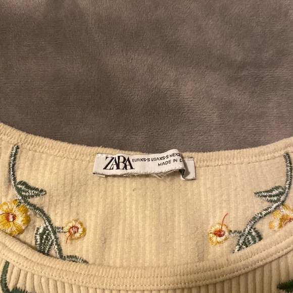 ZARA floral tank top - Picture 2 of 3